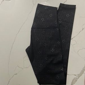 Lululemon Logo leggings